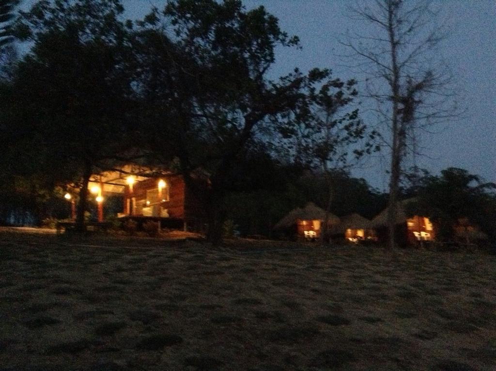 Rabbit Bungalow Phajam-sziget Kültér fotó